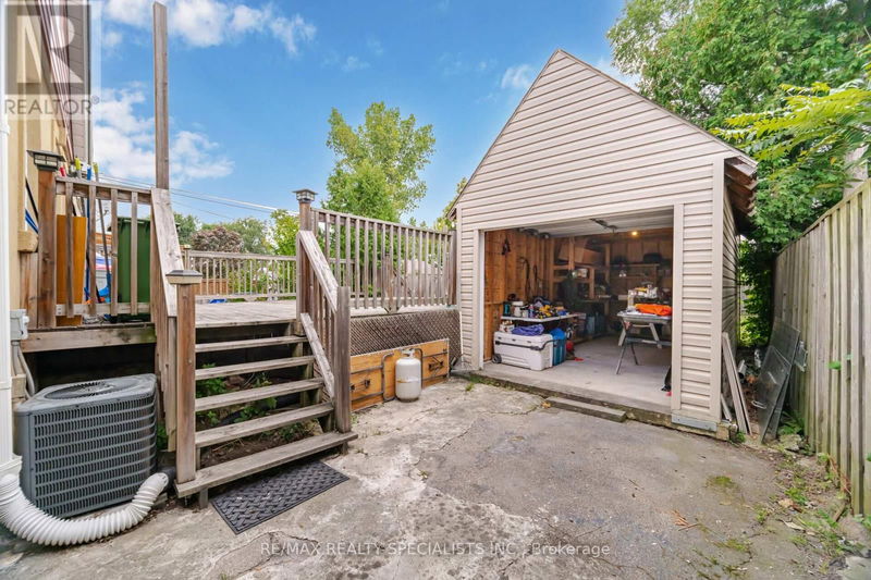 200 Paling Avenue  Hamilton (Homeside), L8H5J7 | Image 37