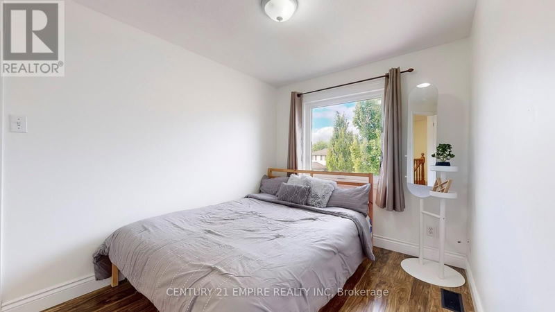 71 Watt Street  Guelph (Grange Hill East), N1E6W6 | Image 22