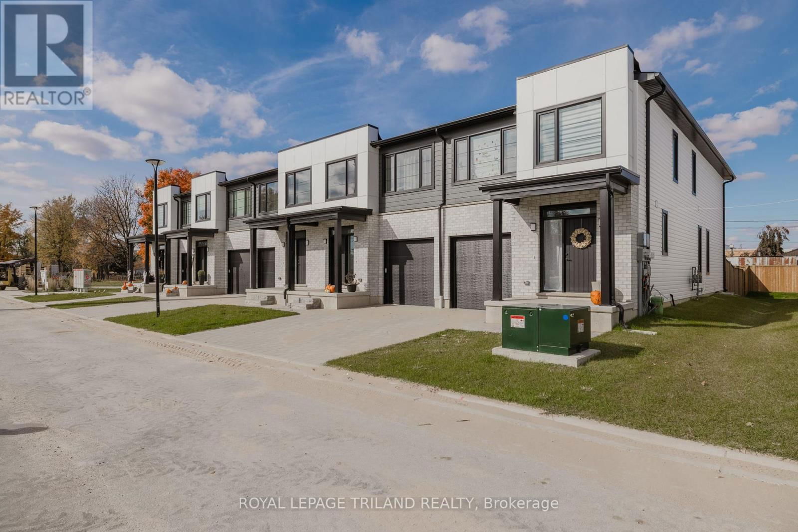 20 - 101 SWALES AVENUE Image 2