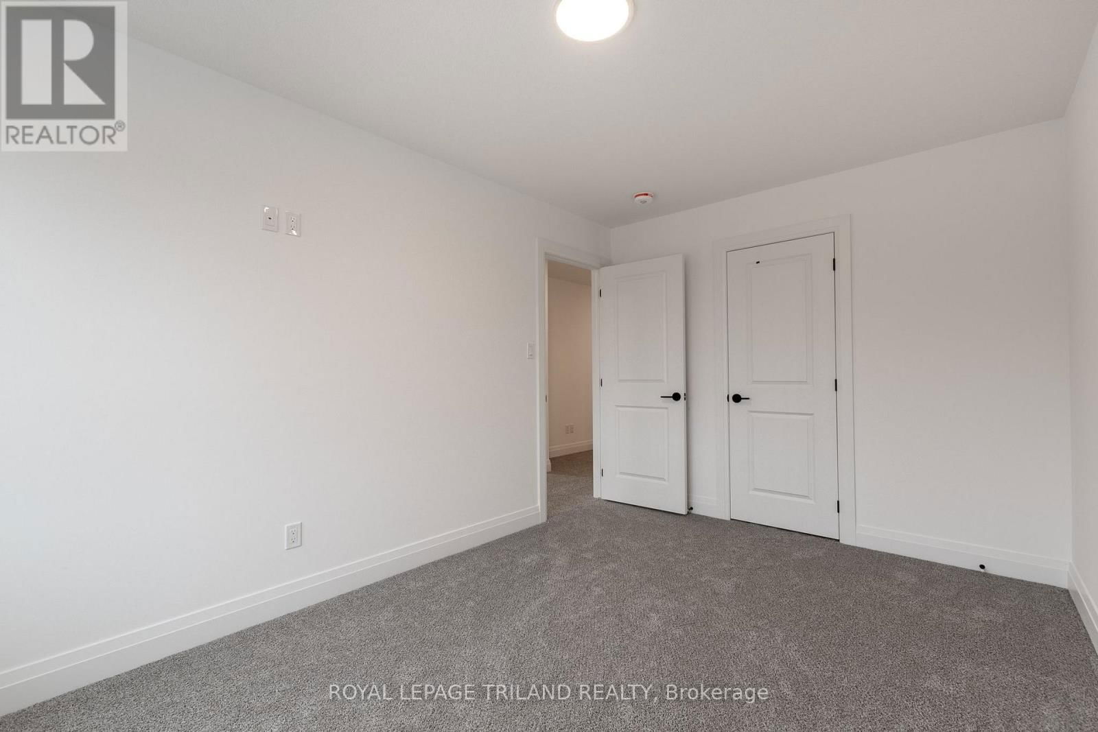 20 - 101 SWALES AVENUE Image 27