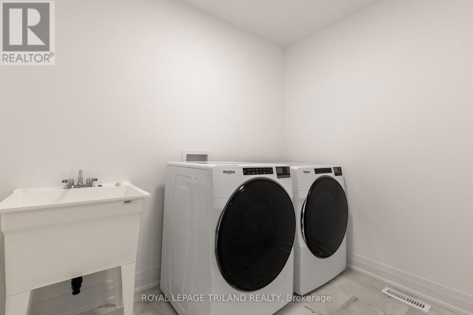 20 - 101 SWALES AVENUE Image 31