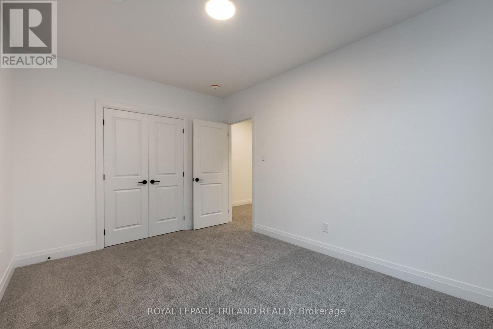 20 - 101 SWALES AVENUE Image 36