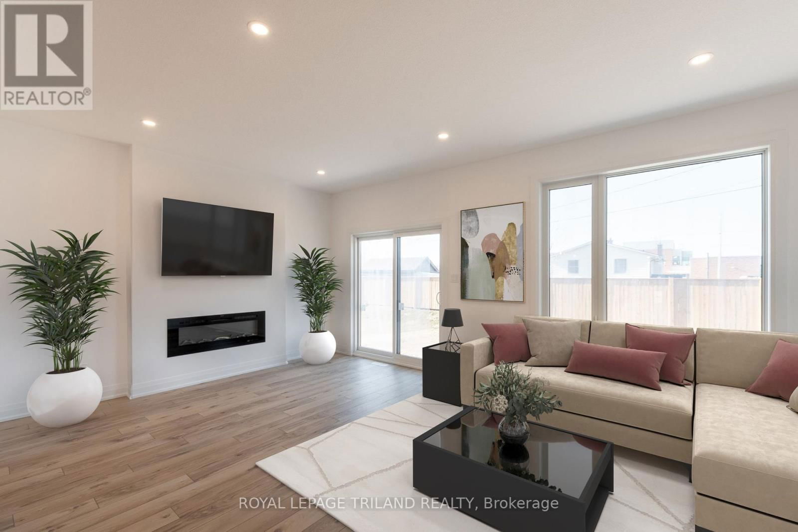 18 - 101 SWALES AVENUE Image 22