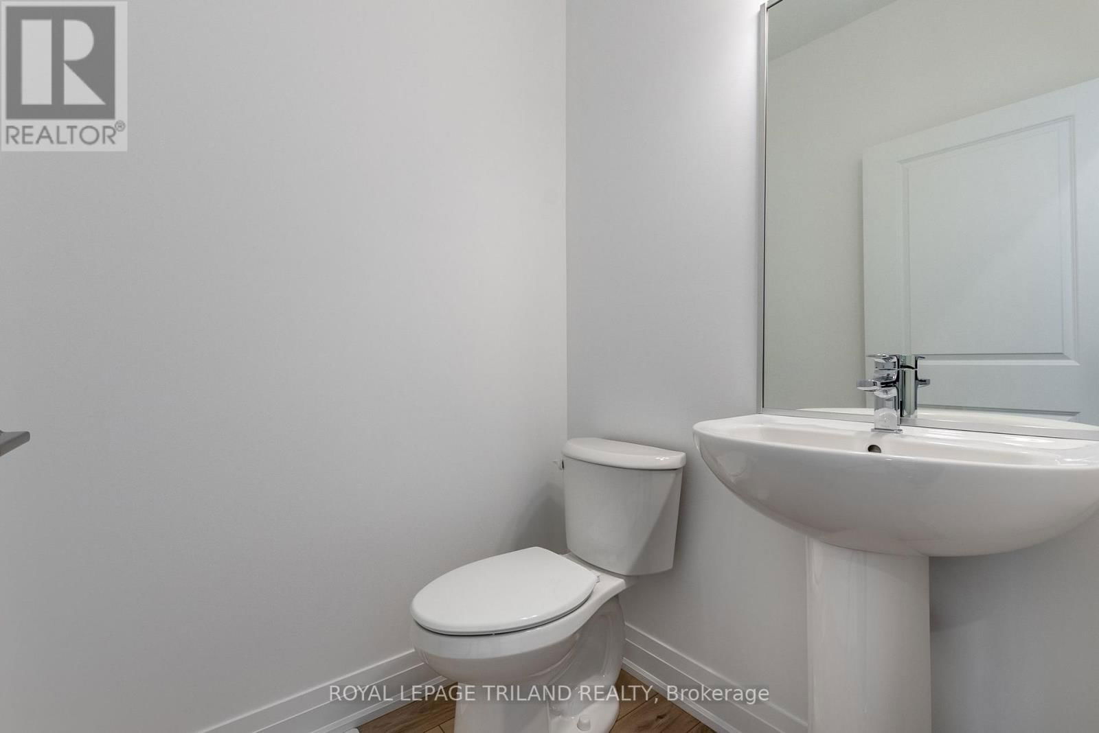 18 - 101 SWALES AVENUE Image 35