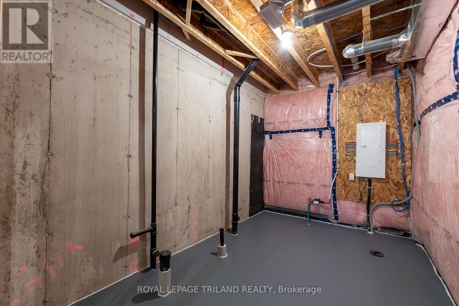 18 - 101 SWALES AVENUE Image 38