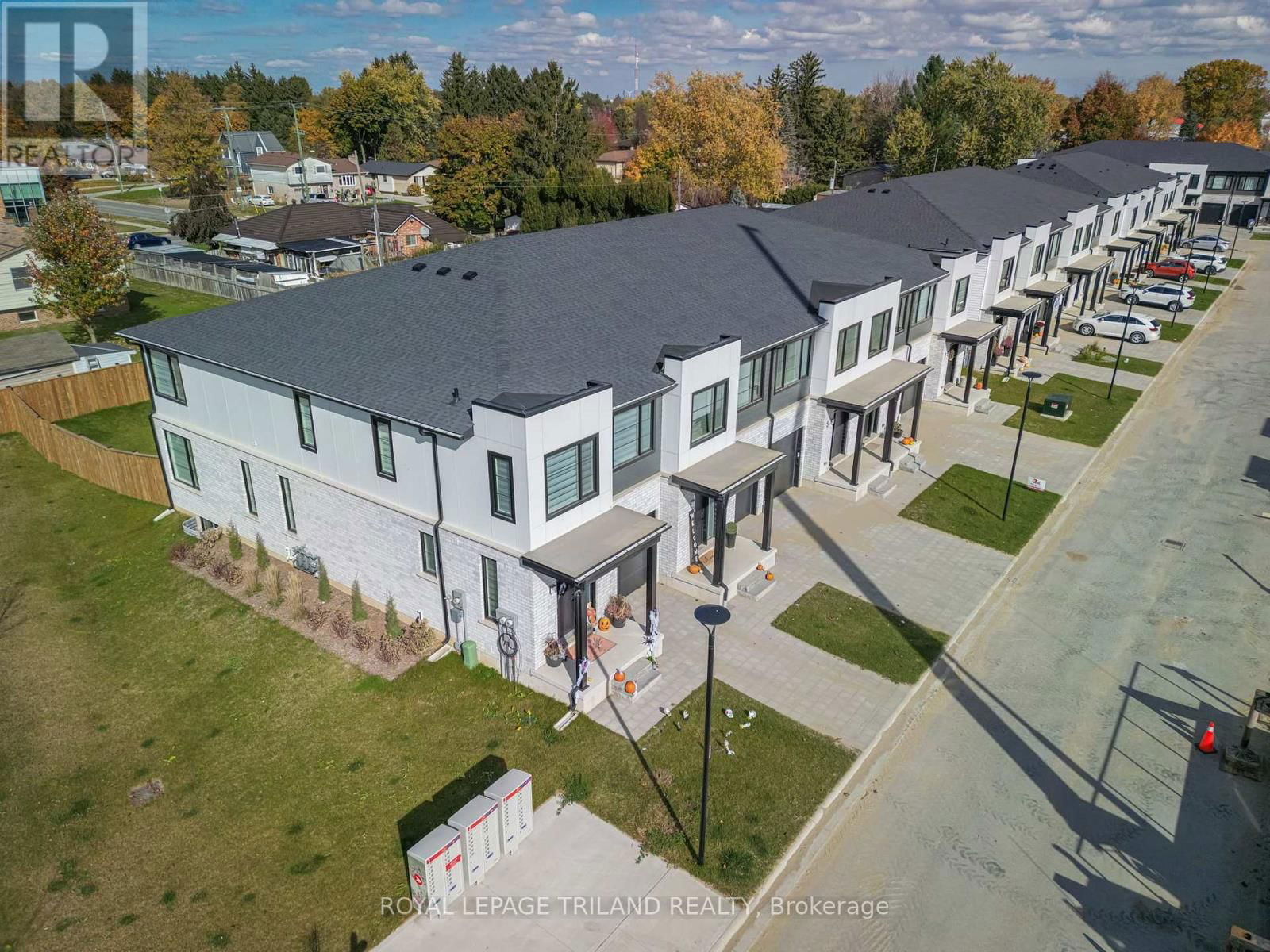 18 - 101 SWALES AVENUE Image 5