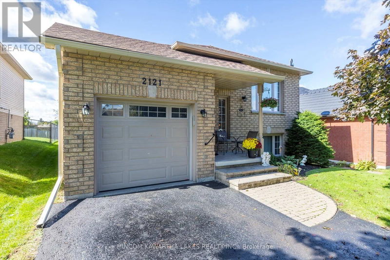 2121 Easthill Drive  Peterborough (Ashburnham), K9L1Y8 | Image 1