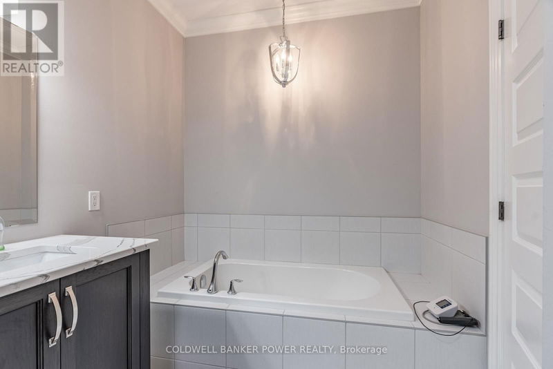 1580 Moe Norman Place  London, N6K5R5 | Image 20