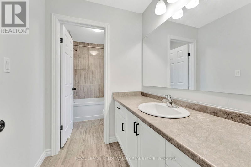 104 Sass Crescent  Brant (Paris), N3L0A9 | Image 28