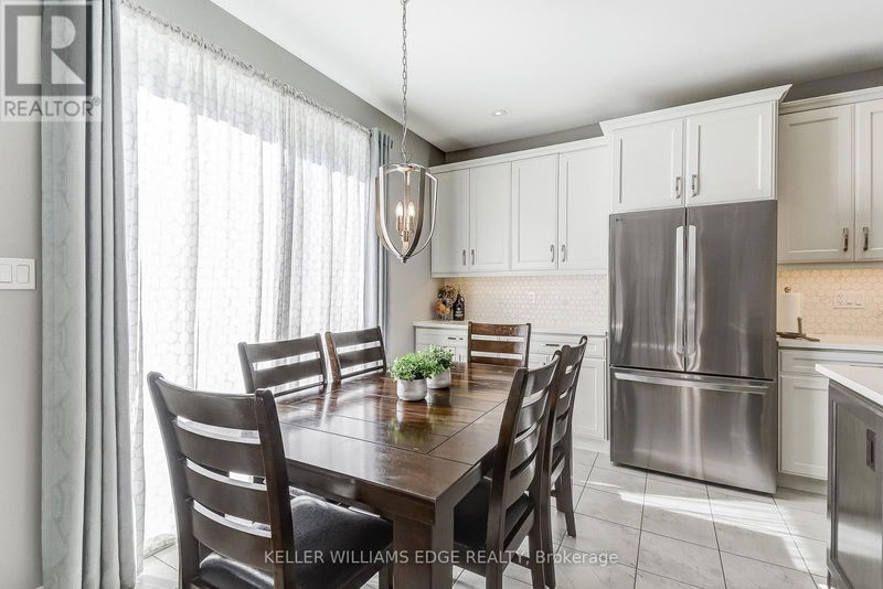 280 Fellowes Crescent  Hamilton (Waterdown), L8B0V2 | Image 19