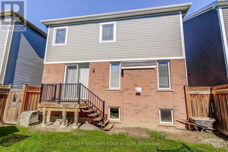 280 Fellowes Crescent  Hamilton (Waterdown), L8B0V2 | Image 36