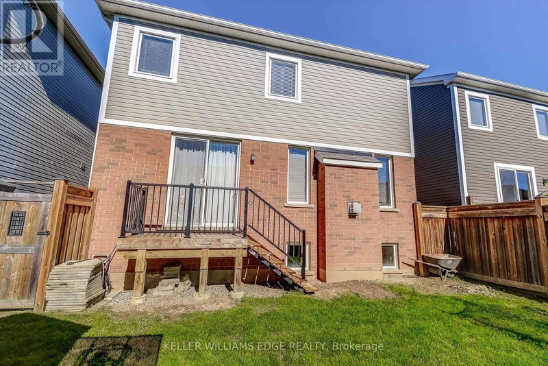 280 Fellowes Crescent  Hamilton (Waterdown), L8B0V2 | Image 37