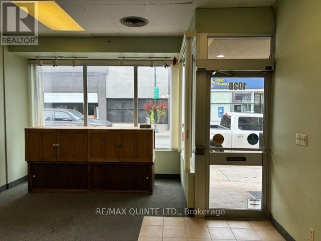 B - 103B DUNDAS STREET W Image 2