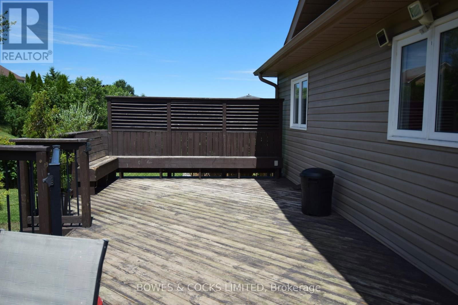 105 MILROY DRIVE Image 36