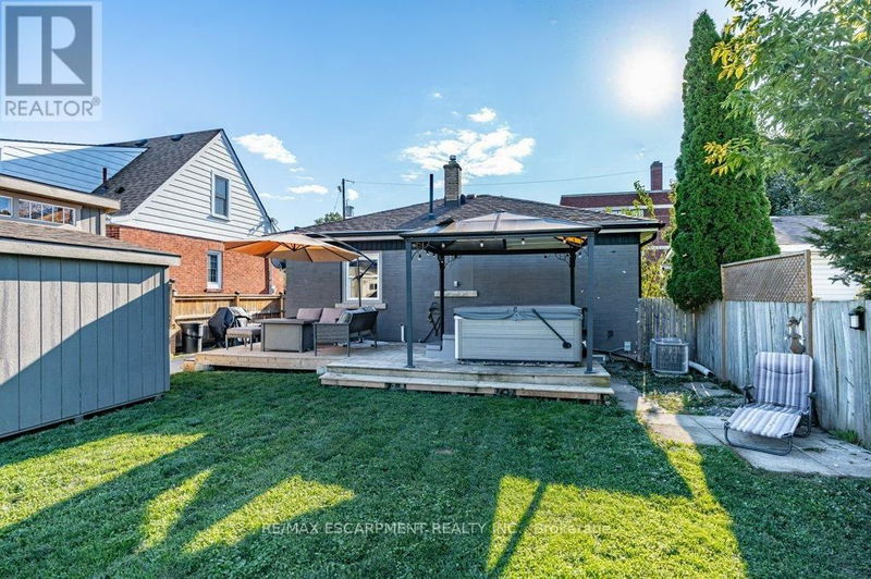 12 WADE Avenue  Brantford, N3T1W8 | Image 32