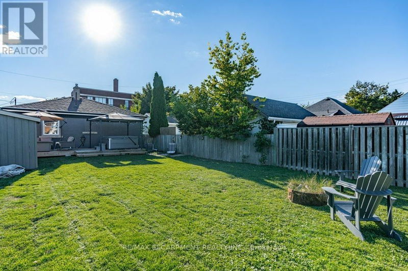 12 WADE Avenue  Brantford, N3T1W8 | Image 34