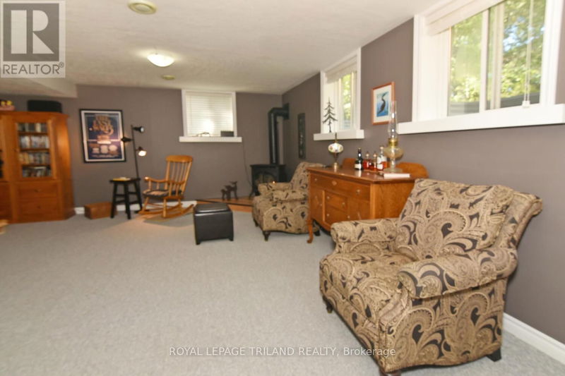 8846 Timberwood Trail  Lambton Shores (Grand Bend), N0M1T0 | Image 26