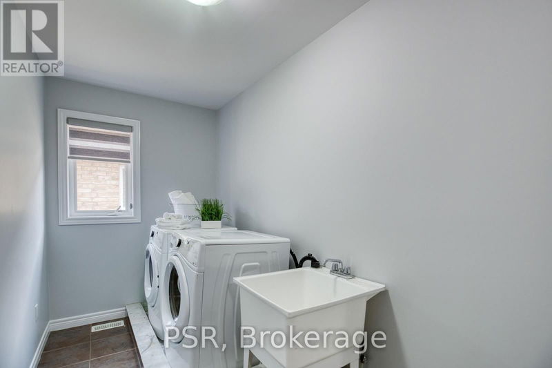 24 Dunvegan Place  Hamilton, L9B0H5 | Image 25