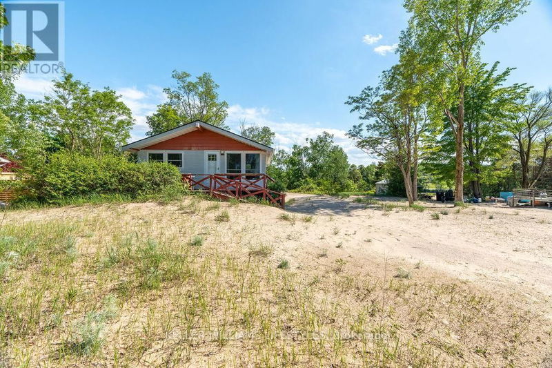 7403 SANDERSON Road  Lambton Shores (Port Franks), N0M2L0 | Image 4