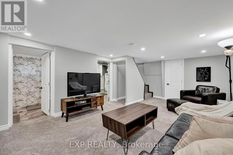 124 Whitney Place  Kitchener, N2G2X7 | Image 13