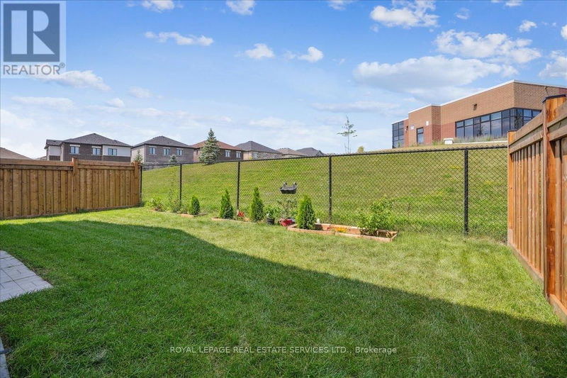 81 Granite Ridge Trail  Hamilton (Waterdown), L8B1Y6 | Image 36