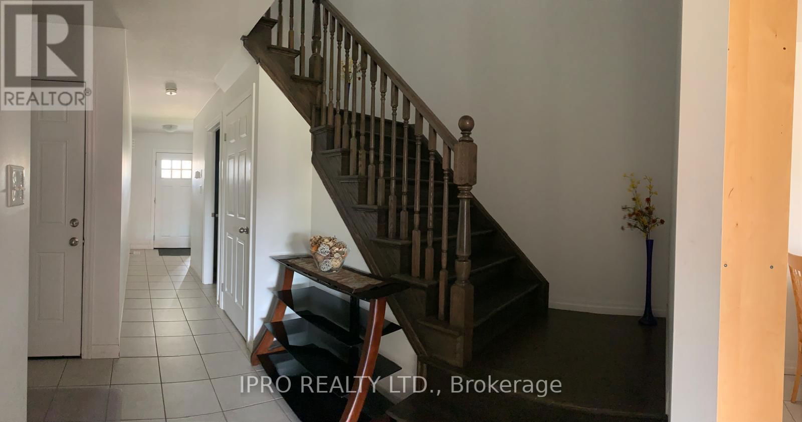 24 - 135 HARDCASTLE DRIVE Image 3