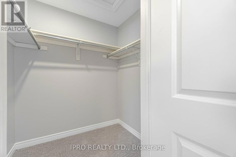 23 Fox Run null  Hamilton (Waterdown), L0R2H8 | Image 24