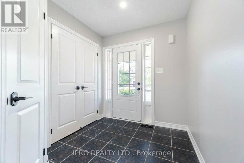 23 Fox Run null  Hamilton (Waterdown), L0R2H8 | Image 4