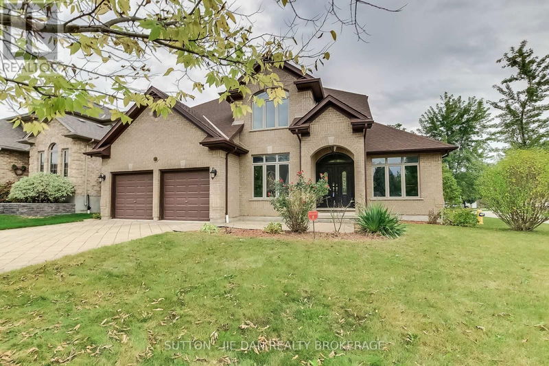 306 Okanagan Way  London, N5X0E2 | Image 1