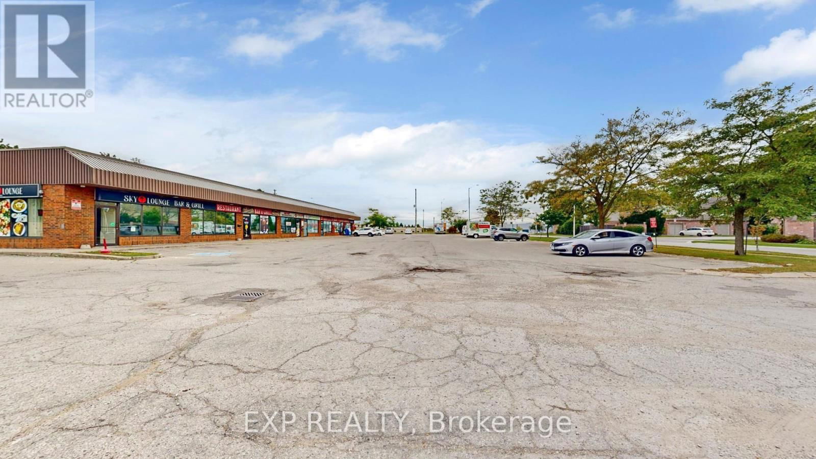 1&2 - 1440 JALNA BOULEVARD Image 2