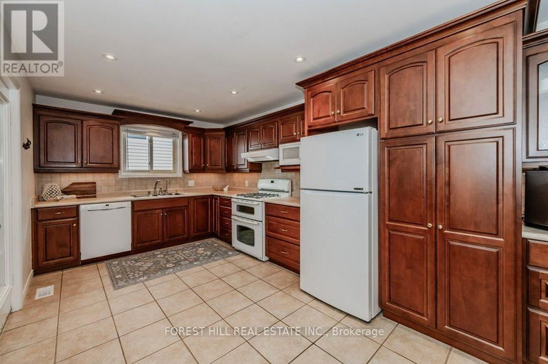 35 Cora Drive  Kitchener, N2N3C6 | Image 8