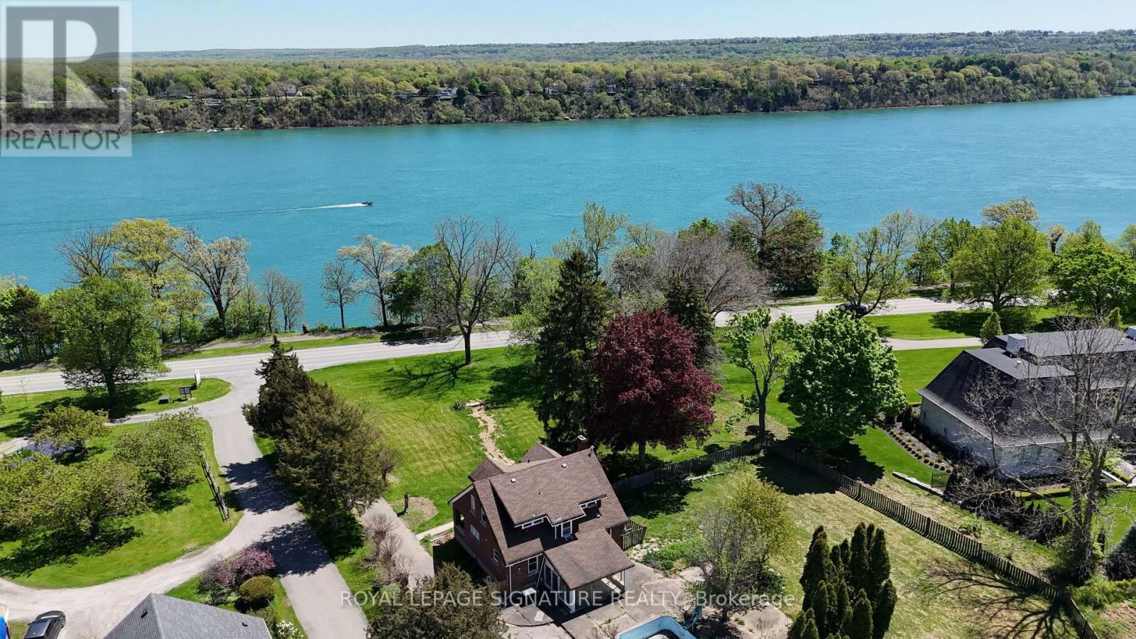 14994 NIAGARA RIVER PARKWAY Image 10