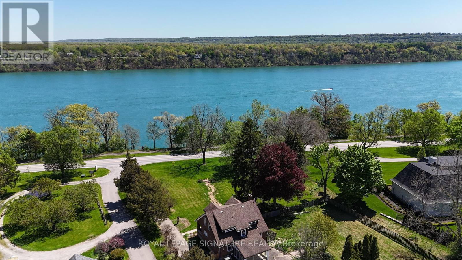 14994 NIAGARA RIVER PARKWAY Image 12