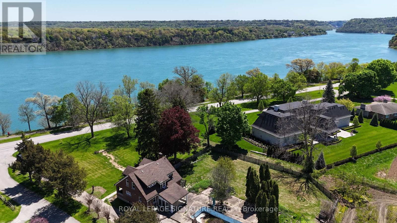 14994 NIAGARA RIVER PARKWAY Image 9