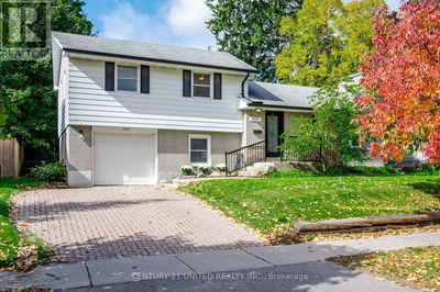 1479 Westbrook Drive  Peterborough (Monaghan), K9J6R5 | Image 1