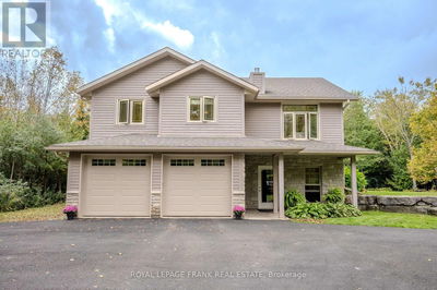 101 McGregor Drive  Kawartha Lakes (Bobcaygeon), K0M1A0 | Image 1