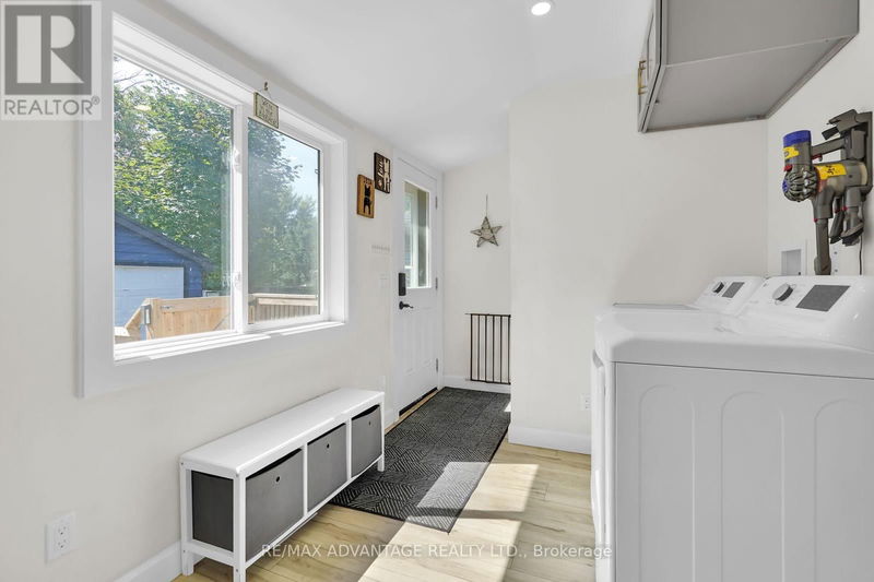 49 Briscoe Street West London, N6J1M4 | Image 22