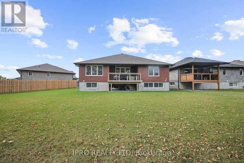 11 CATTAIL Crescent  Quinte West, K8V0J3 | Image 37