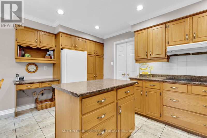  14 - 211 Pine Valley Drive  London, N6J4W5 | Image 18