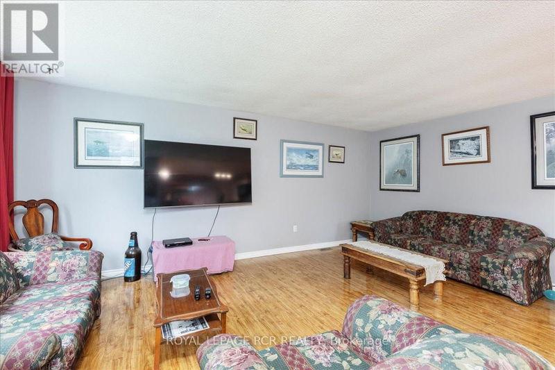 210 Weber Street  Wellington North (Mount Forest), N0G2L1 | Image 3