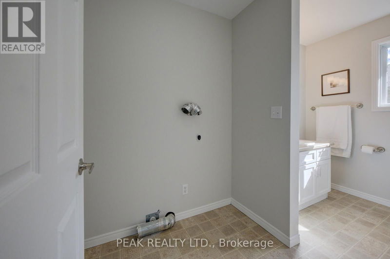 39 Oak Avenue  Brant (Paris), N3L3C6 | Image 21