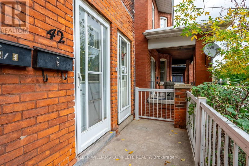 42 Sherman Avenue South Hamilton (Gibson), L8M2P4 | Image 3