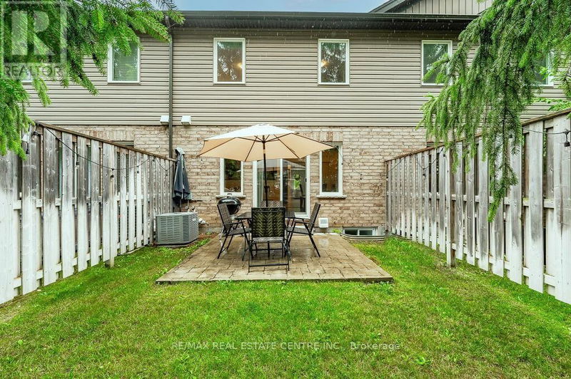 27 Arlington Crescent  Guelph (Pine Ridge), N1L0K9 | Image 21