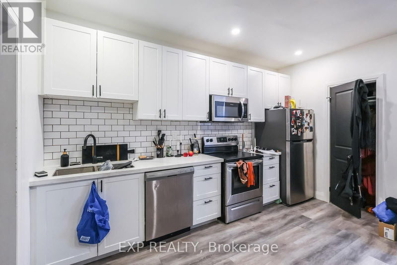 233 Victoria Avenue North Hamilton (Landsdale), L8L5G3 | Image 15