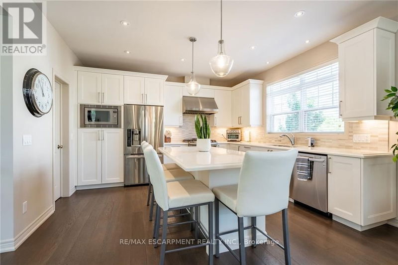 27 Willow Bank Common null  St. Catharines (Grapeview), L2S4C8 | Image 2