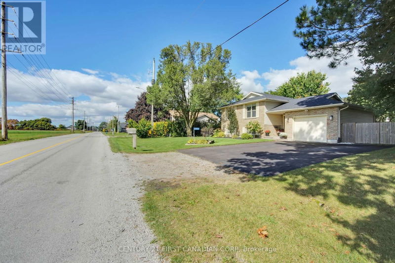 22630 Rougham Road  Strathroy-Caradoc (Mount Brydges), N0L1W0 | Image 6