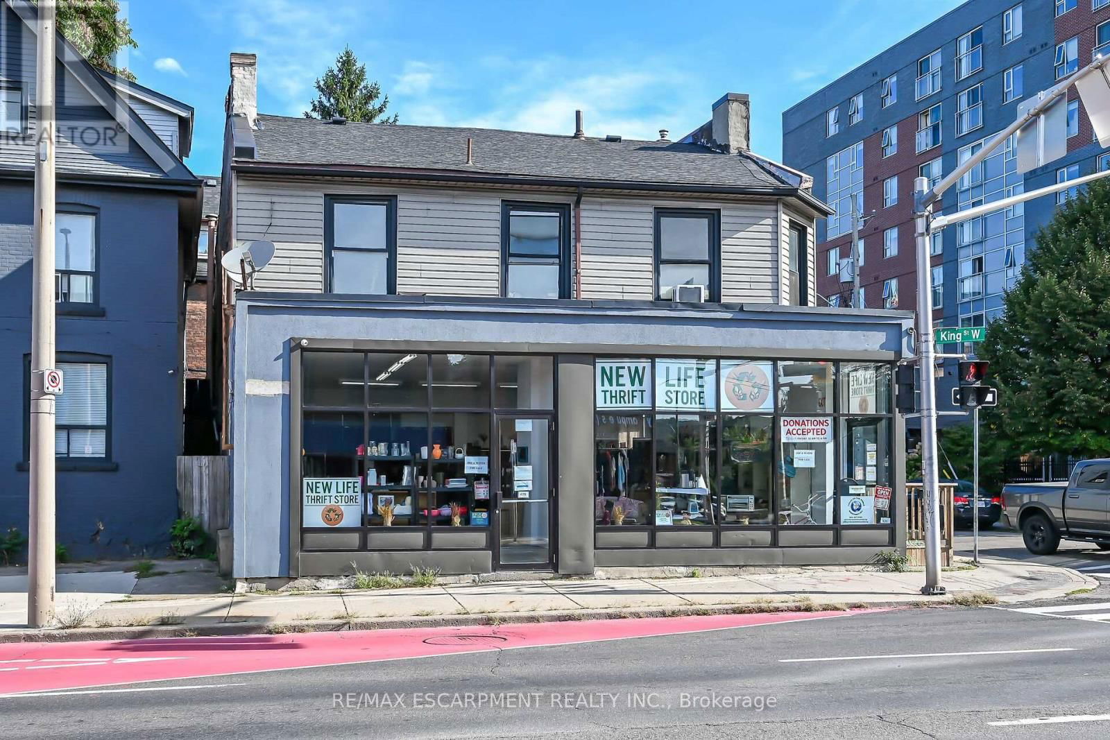 428 KING STREET W Image 35