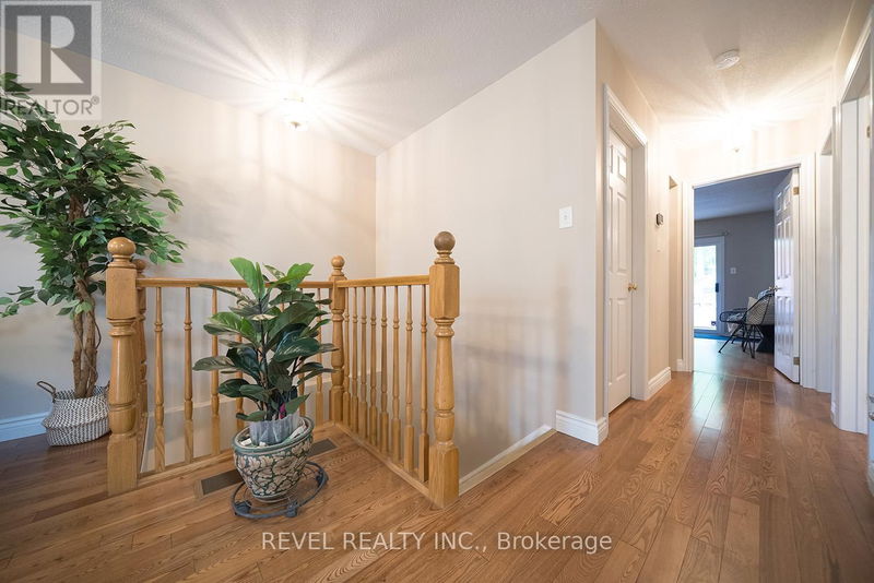 21 Galileo Boulevard  Brantford, N3R7Y3 | Image 9