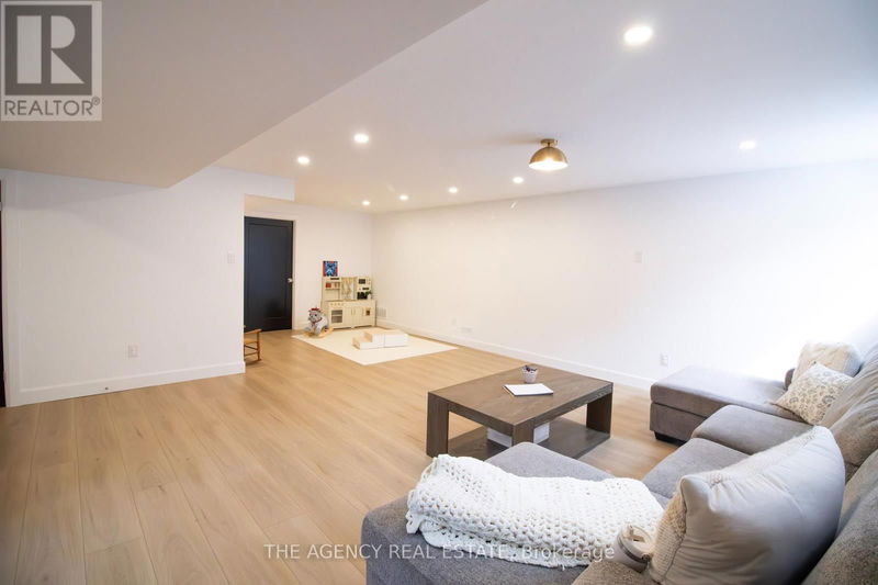 3502 Isleworth Road  London, N6P0G9 | Image 30