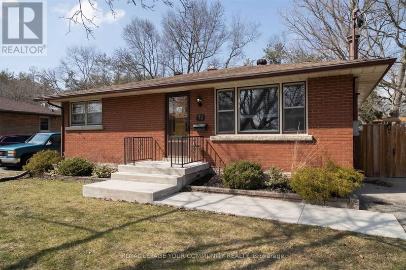 32 Collingdon Drive  Brantford, N3S3E1 | Image 1